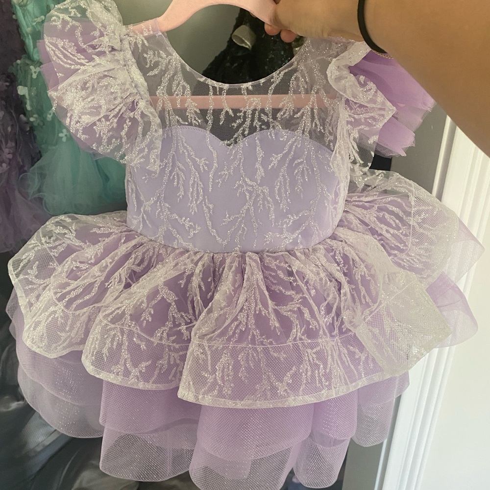 Custom dress-12 months.Perfect 1st bday party/photos.Paid $250 Great condition.